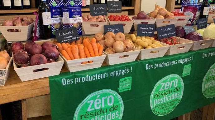 Le label « zéro résidu de pesticides » lancé en janvier 2018 par le collectif Nouveaux Champs continue de prendre de l’ampleur sur les étals de la grande distribution française. © L. PETIT